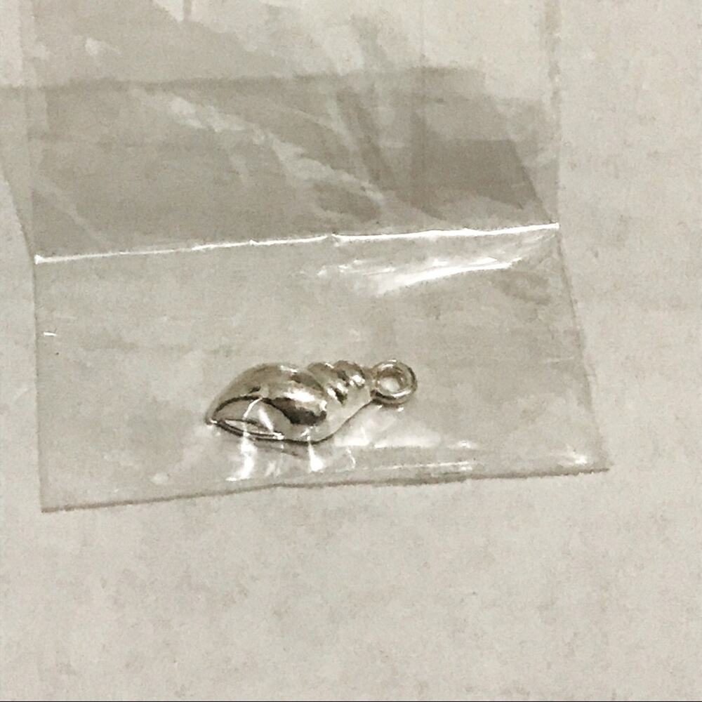 Silver Sea Shell small pendant